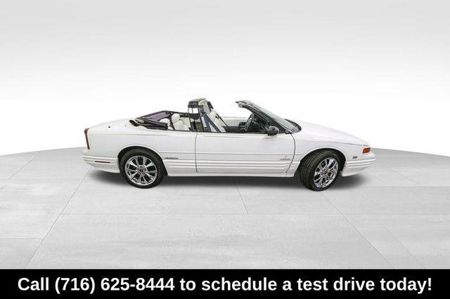 used 1994 Oldsmobile Cutlass Supreme car, priced at $14,999