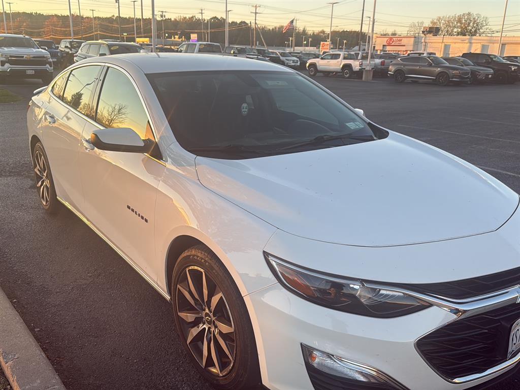 used 2021 Chevrolet Malibu car, priced at $16,999