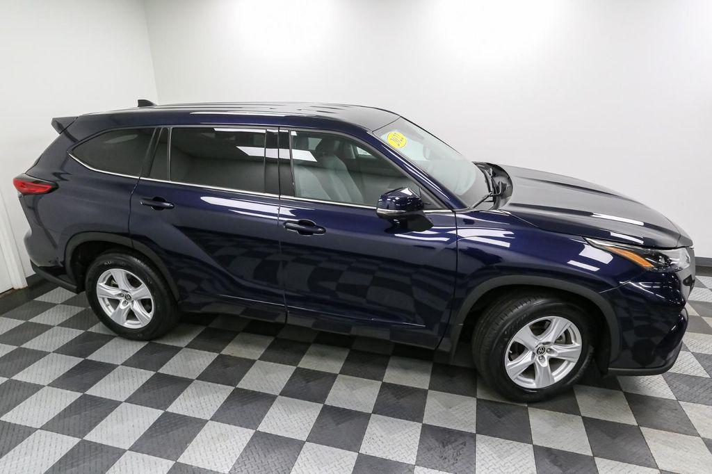 used 2022 Toyota Highlander car