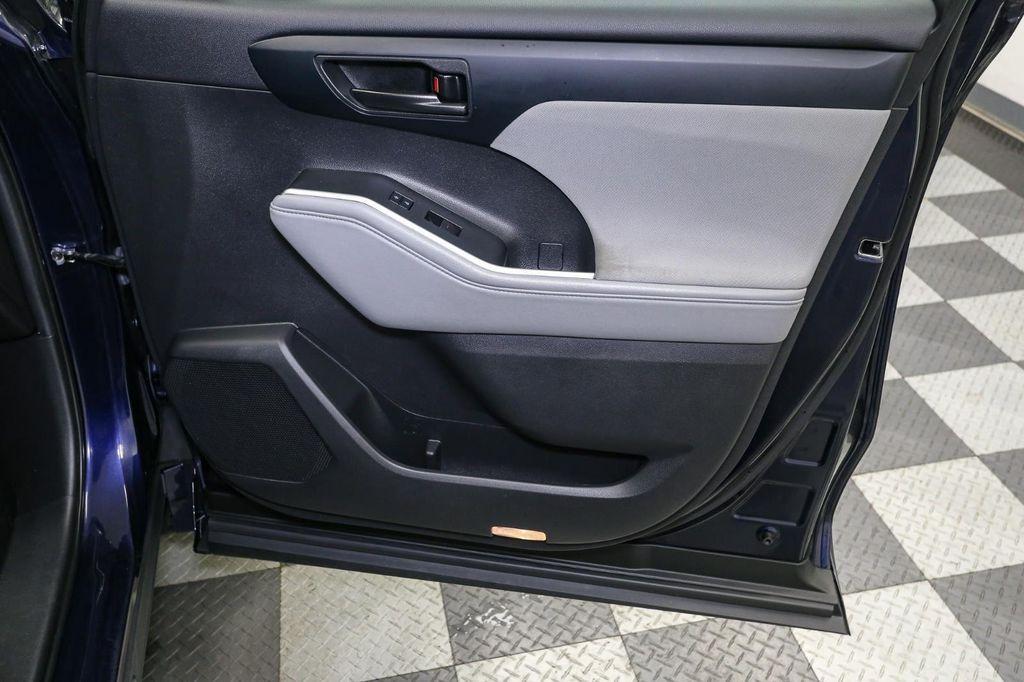 used 2022 Toyota Highlander car