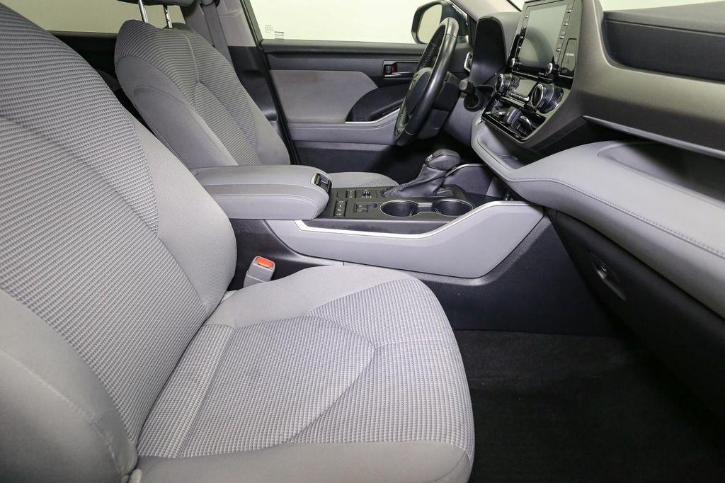 used 2022 Toyota Highlander car