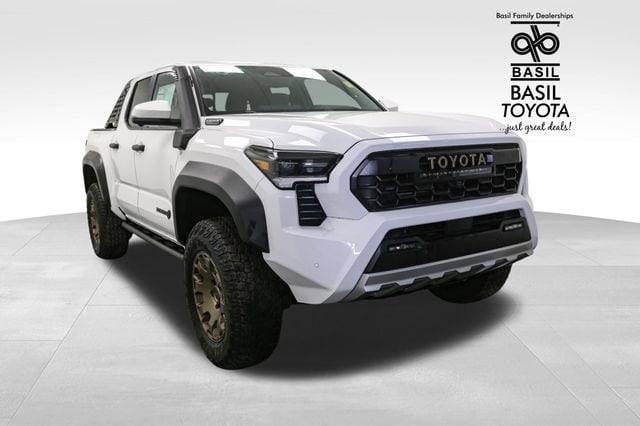 new 2024 Toyota Tacoma Hybrid car