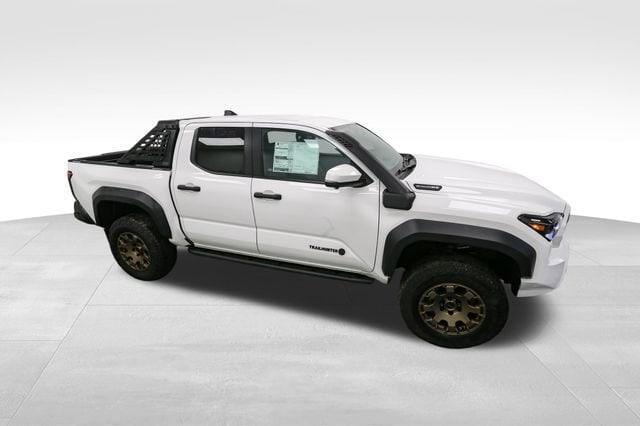 new 2024 Toyota Tacoma Hybrid car