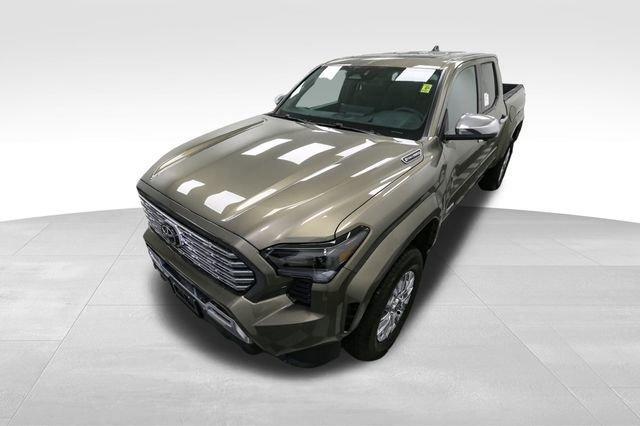 new 2024 Toyota Tacoma Hybrid car