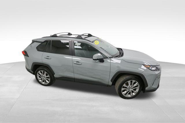 used 2020 Toyota RAV4 car, priced at $27,154