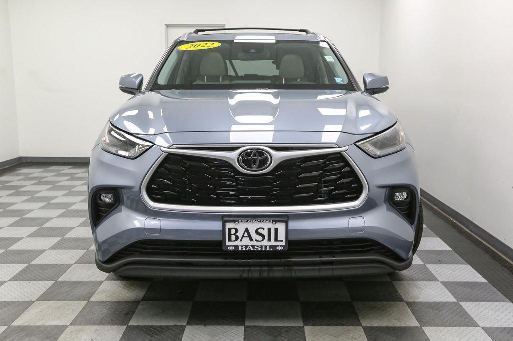 used 2022 Toyota Highlander car
