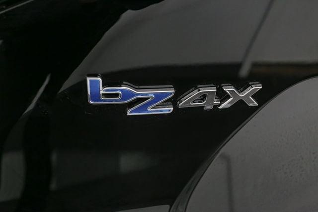 new 2024 Toyota bZ4X car