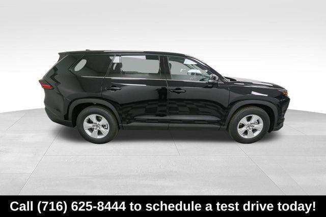 new 2025 Toyota Highlander car, priced at $42,688