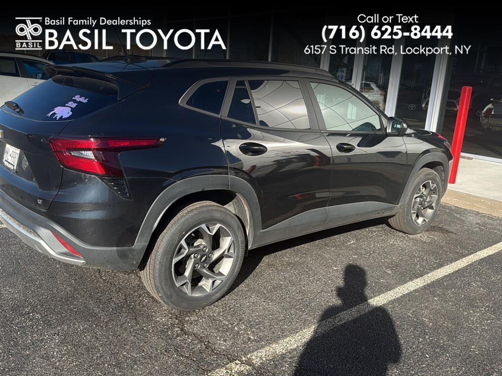 used 2025 Chevrolet Trax car, priced at $21,496