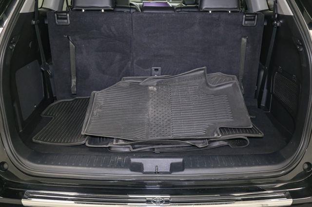 used 2023 Toyota Highlander car, priced at $40,999