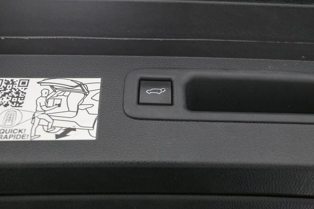 used 2023 Toyota Highlander car, priced at $40,999