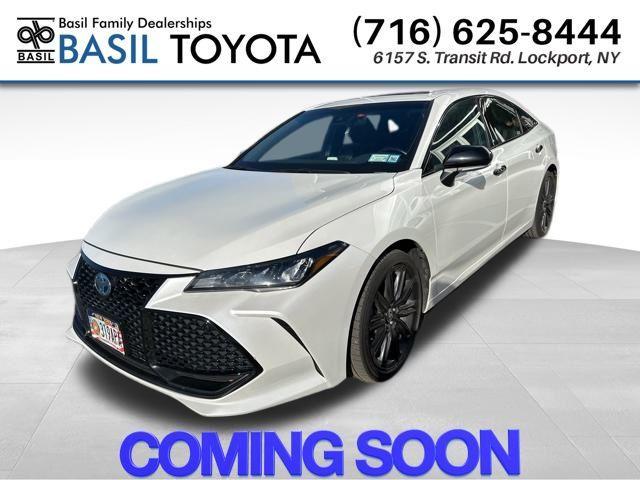 used 2022 Toyota Avalon Hybrid car, priced at $32,787