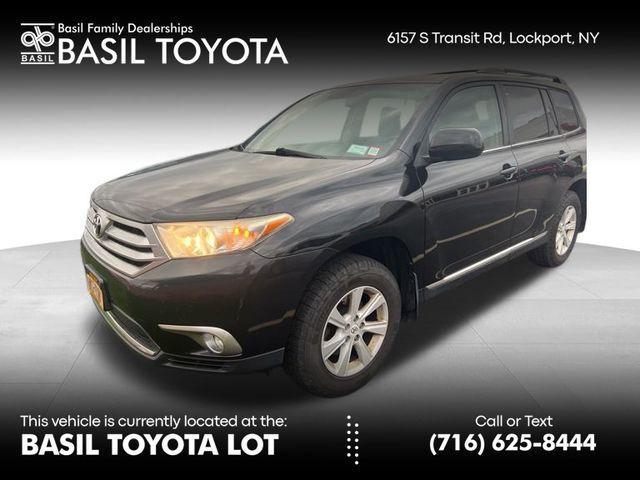 used 2012 Toyota Highlander car, priced at $10,670