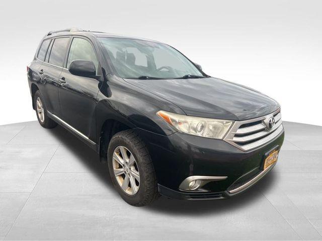 used 2012 Toyota Highlander car, priced at $10,670