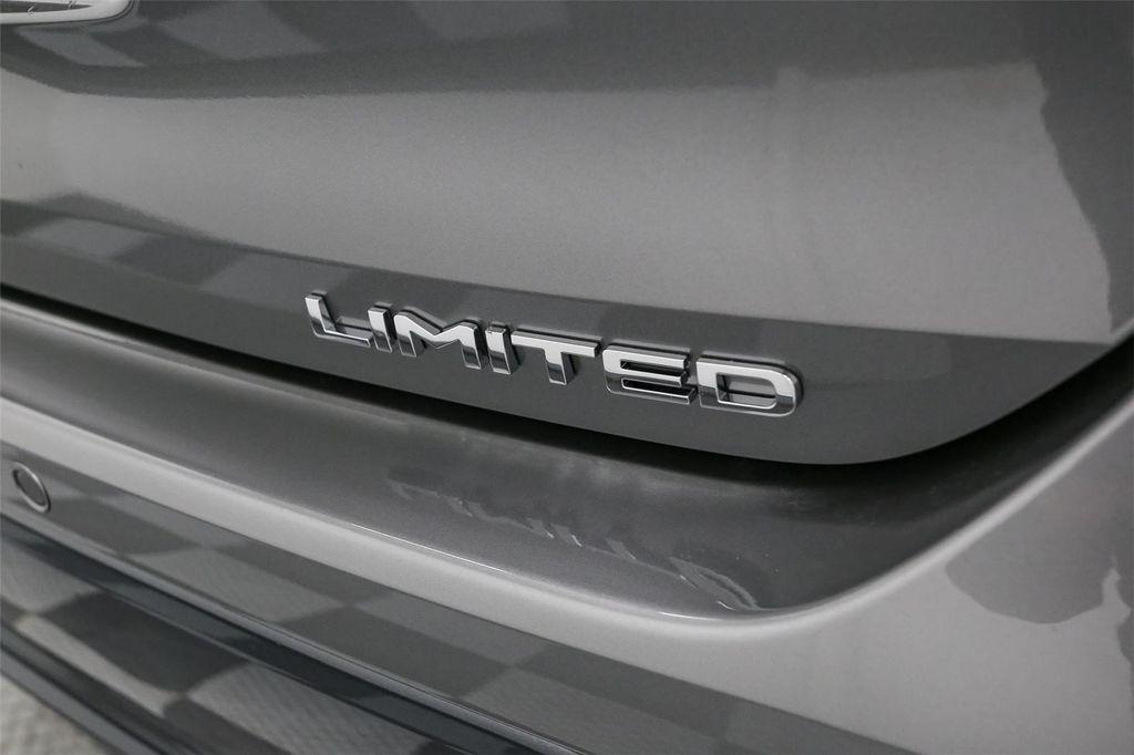 new 2025 Toyota Highlander Hybrid car, priced at $54,473