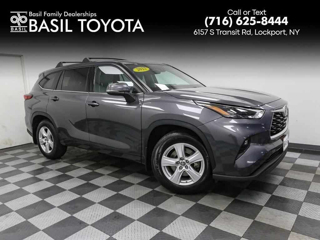 used 2022 Toyota Highlander car
