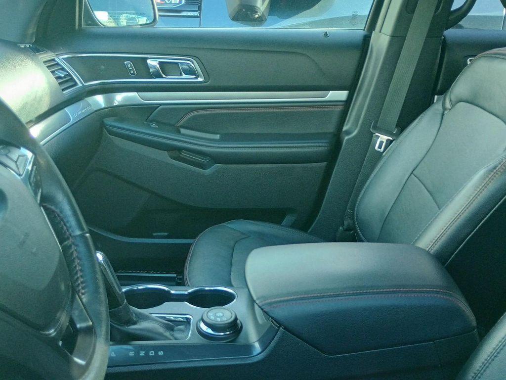 used 2018 Ford Explorer car