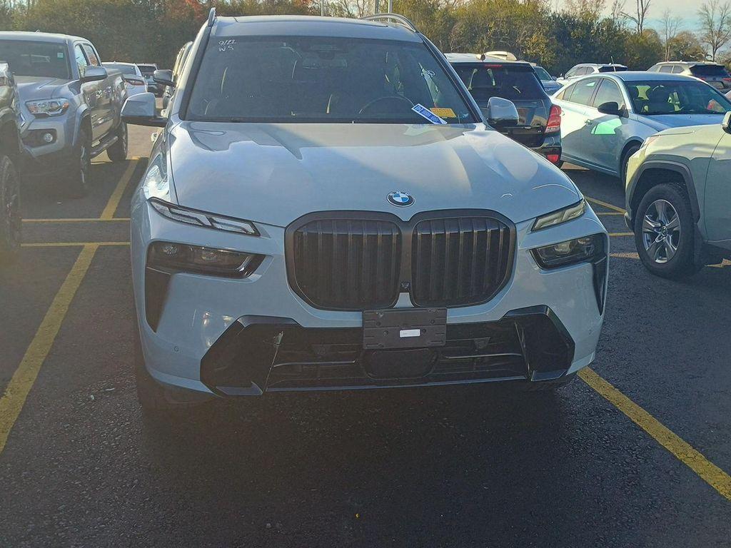 used 2023 BMW X7 car