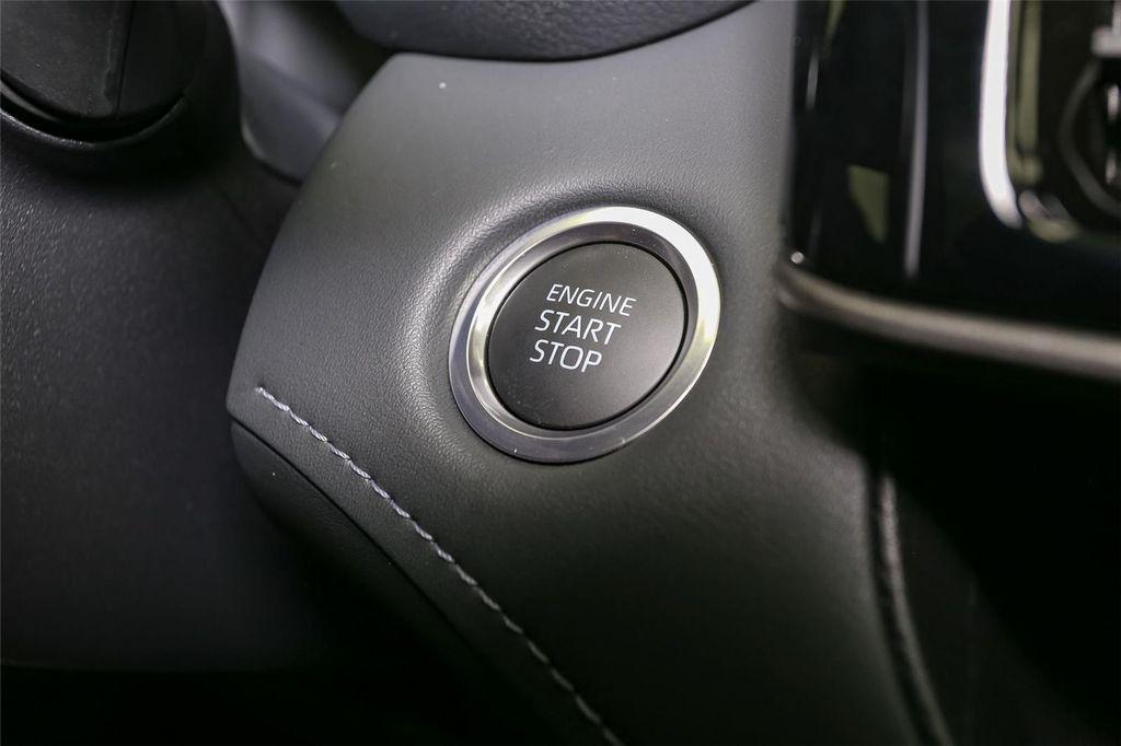 new 2025 Toyota Highlander car, priced at $47,779