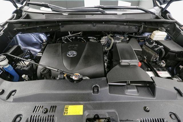 used 2019 Toyota Highlander car, priced at $28,999