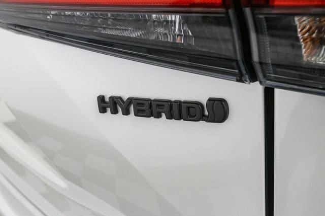 new 2024 Toyota Highlander Hybrid car