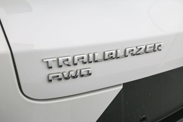 used 2024 Chevrolet TrailBlazer car, priced at $23,496