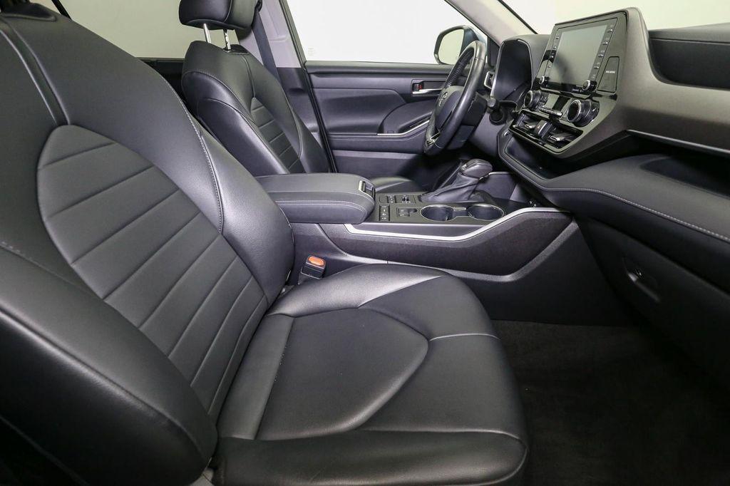 used 2021 Toyota Highlander car