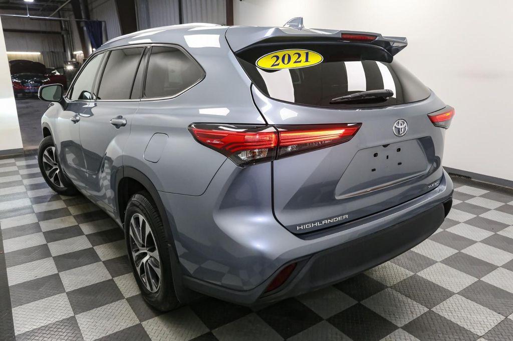used 2021 Toyota Highlander car