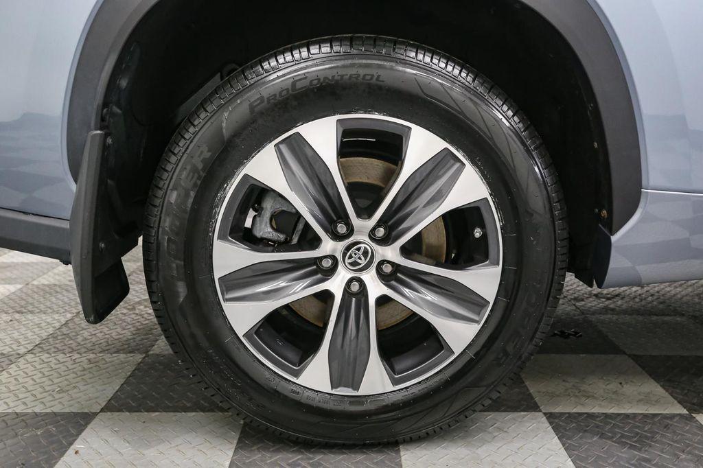 used 2021 Toyota Highlander car