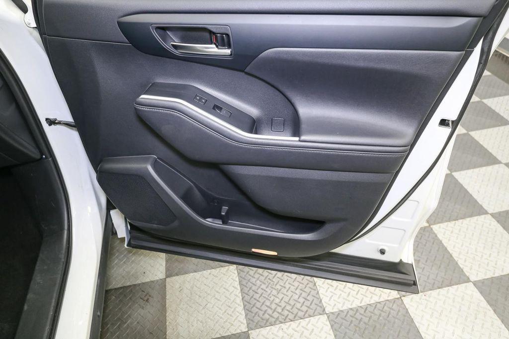 used 2020 Toyota Highlander car, priced at $33,999