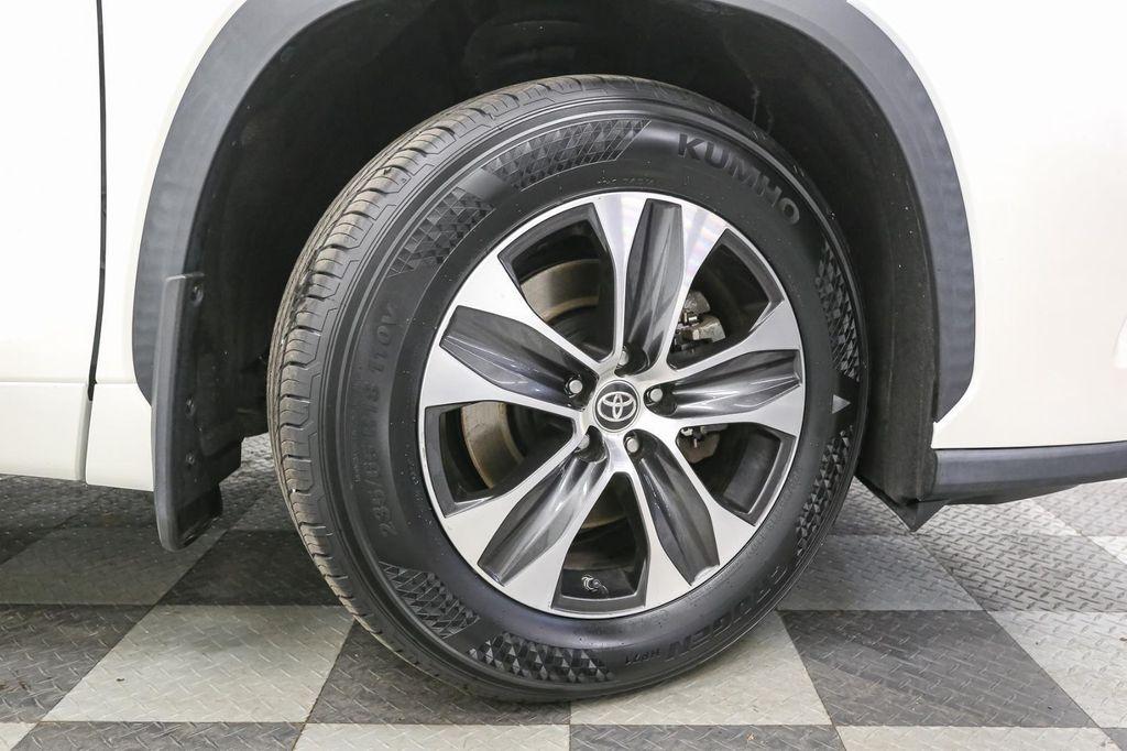 used 2020 Toyota Highlander car, priced at $33,999