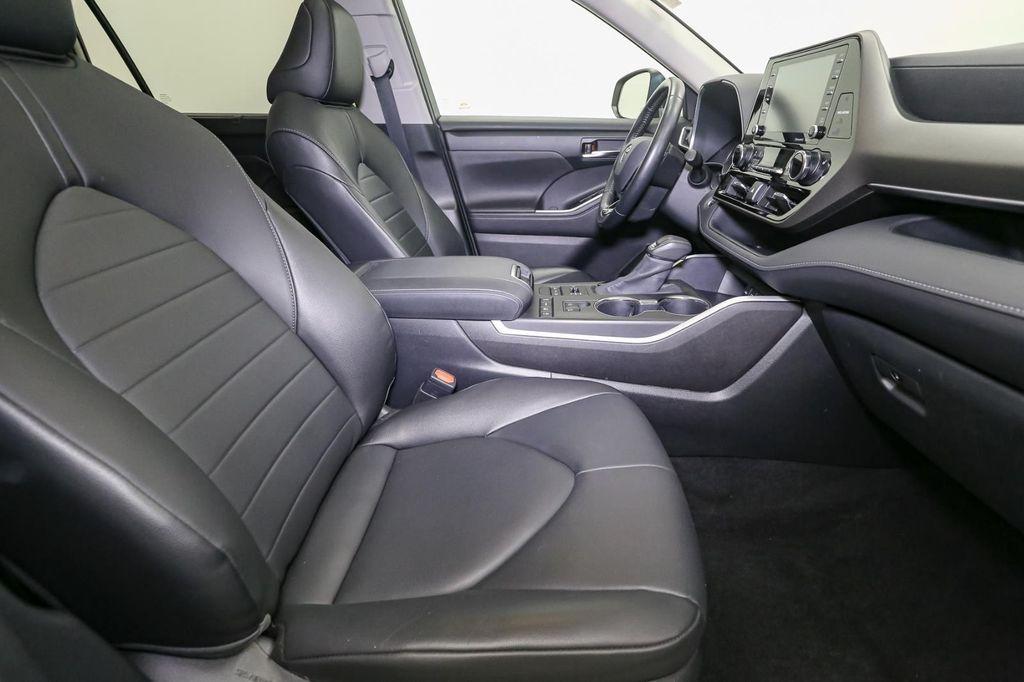 used 2020 Toyota Highlander car, priced at $33,999