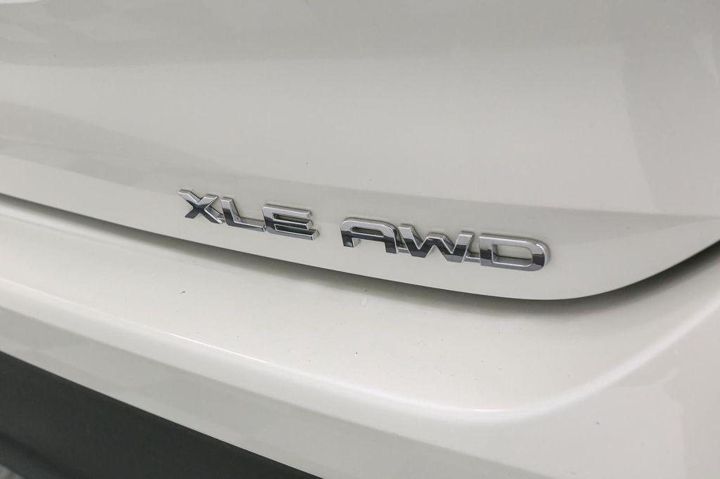 used 2020 Toyota Highlander car, priced at $33,999