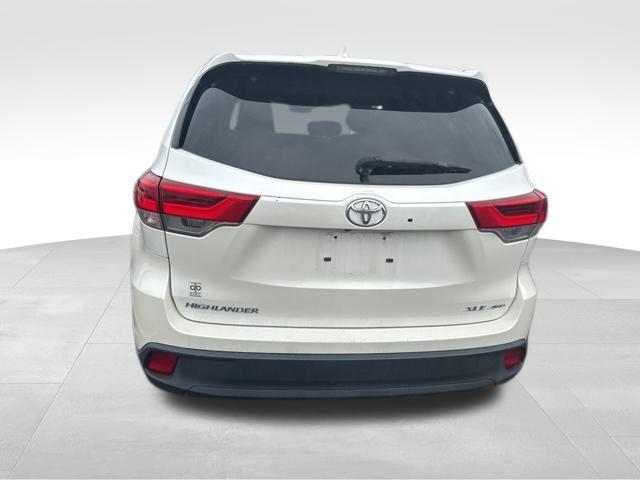used 2017 Toyota Highlander car, priced at $21,279