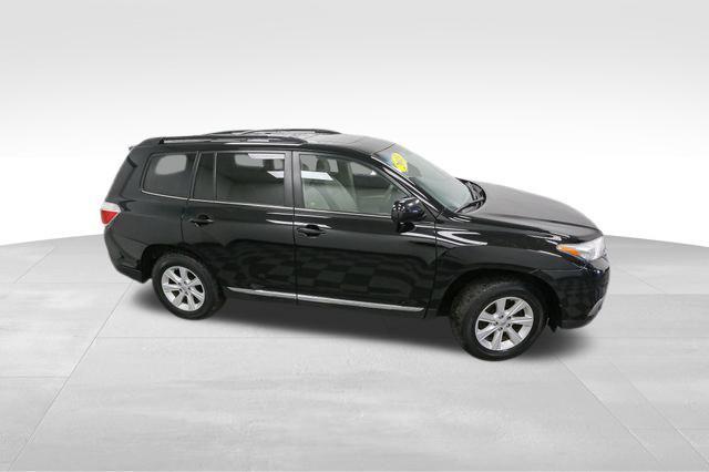 used 2013 Toyota Highlander car, priced at $10,350