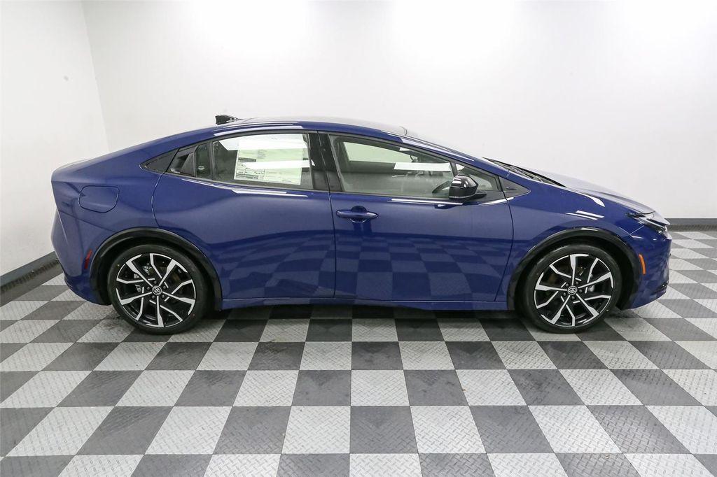 new 2024 Toyota Prius Prime car