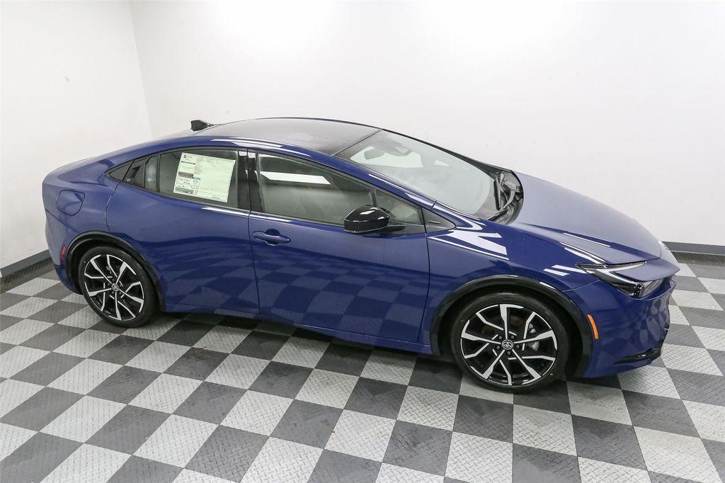 new 2024 Toyota Prius Prime car