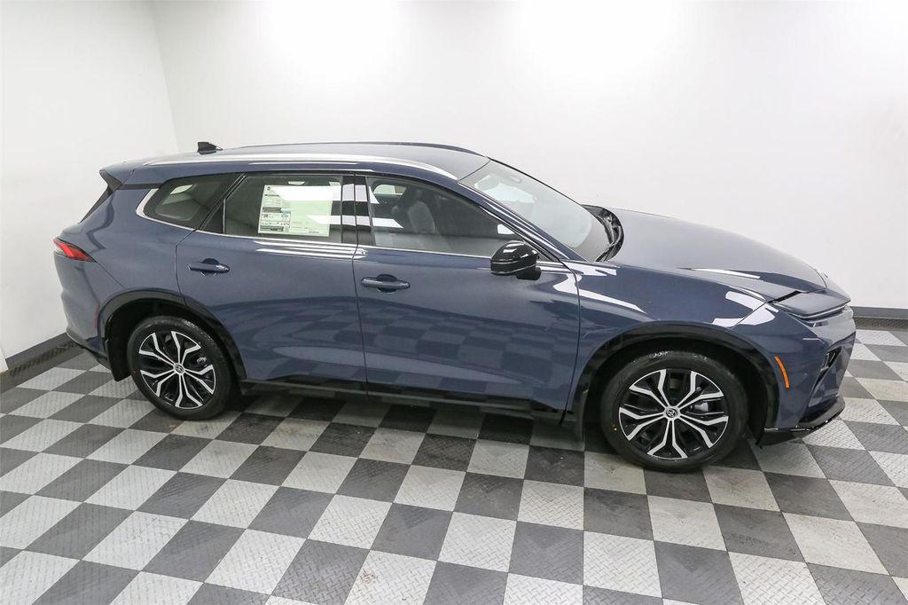 new 2025 Toyota Crown Signia car, priced at $45,895