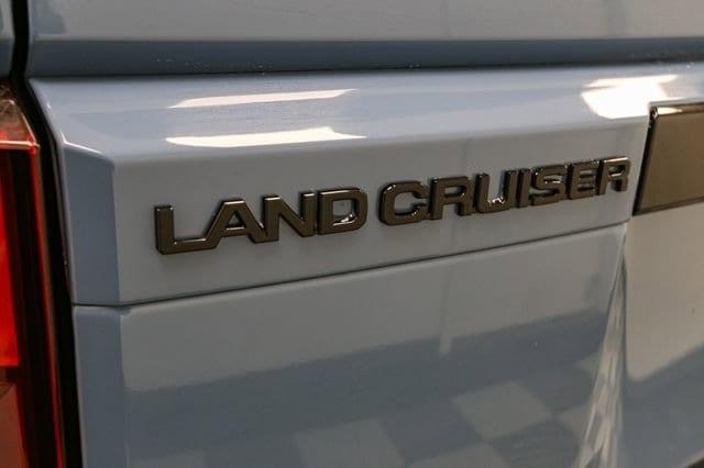 new 2025 Toyota Land Cruiser car