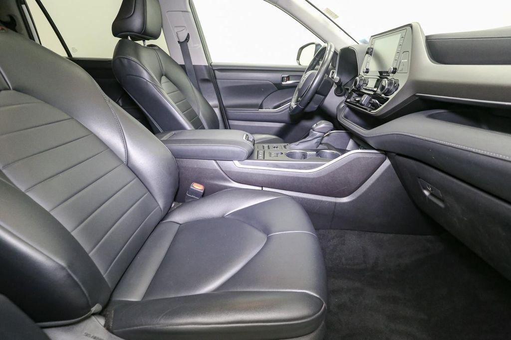 used 2021 Toyota Highlander car