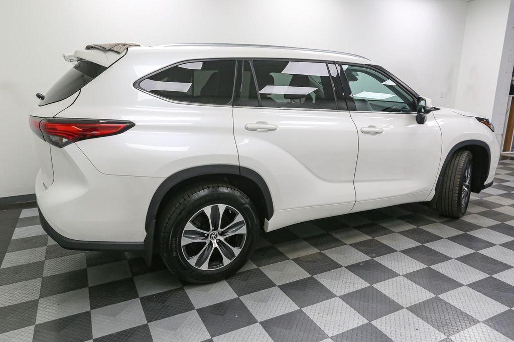 used 2021 Toyota Highlander car