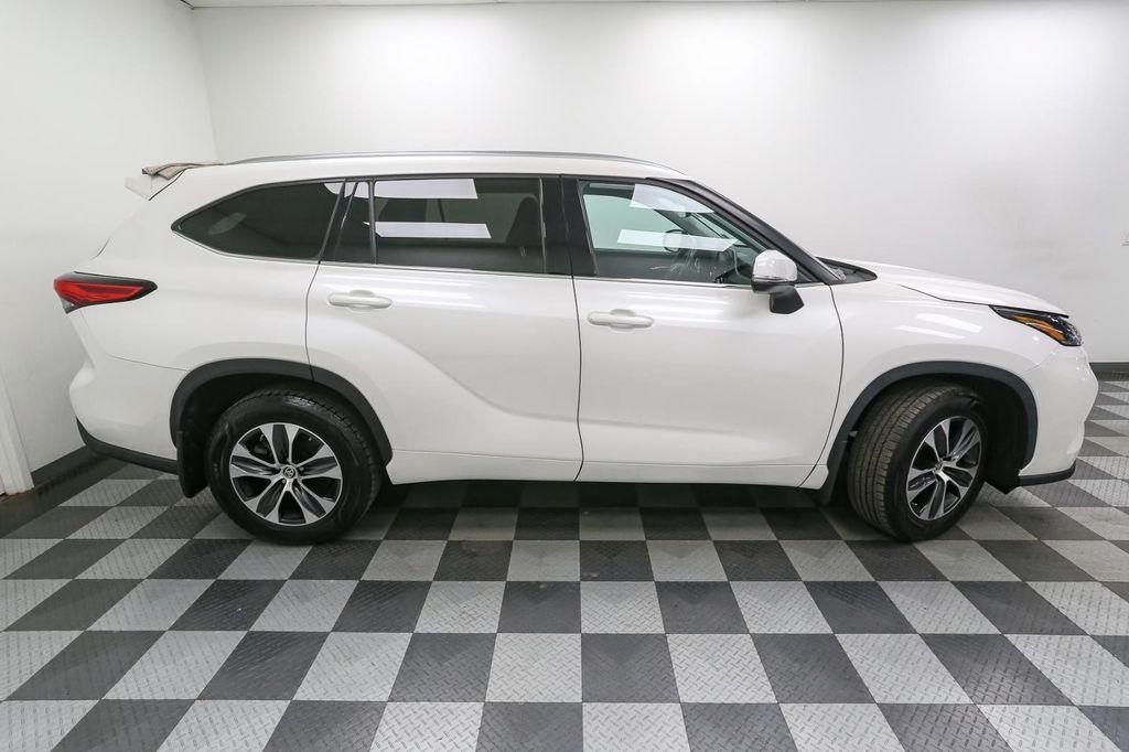 used 2021 Toyota Highlander car