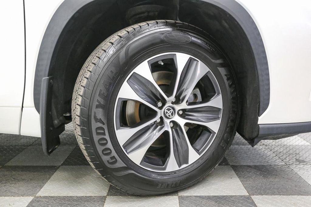 used 2021 Toyota Highlander car