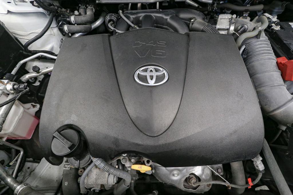 used 2021 Toyota Highlander car