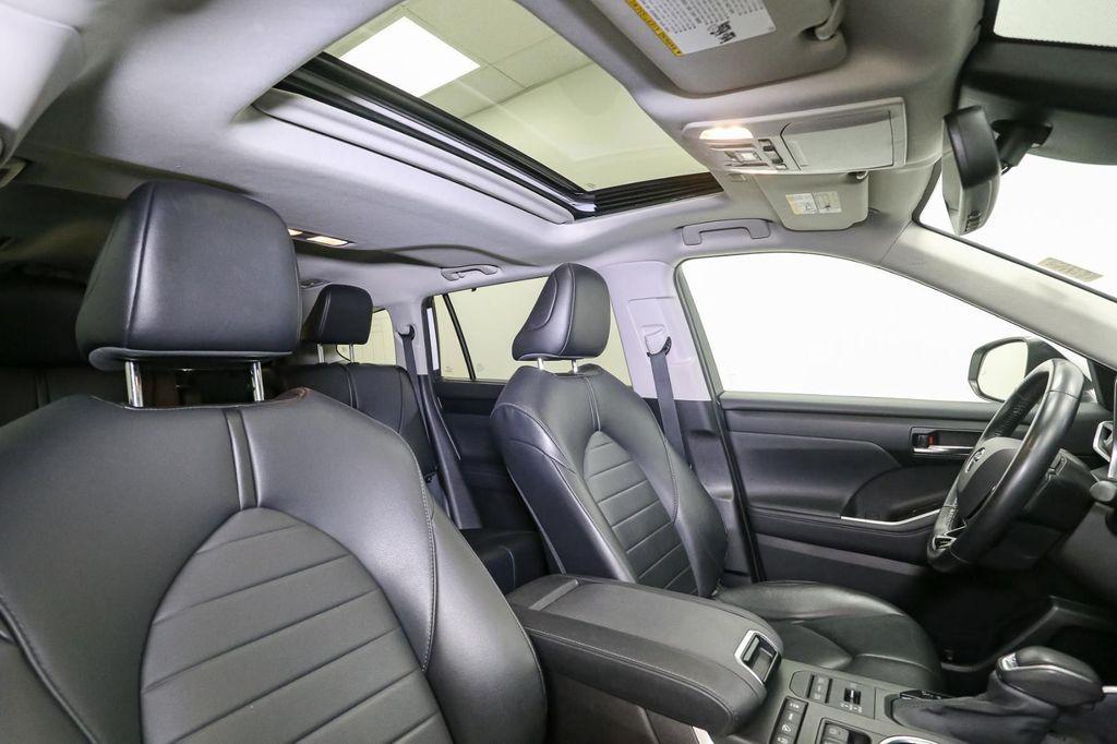 used 2021 Toyota Highlander car