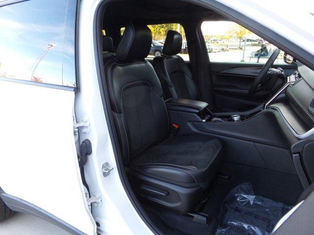 used 2023 Jeep Grand Cherokee L car, priced at $28,988