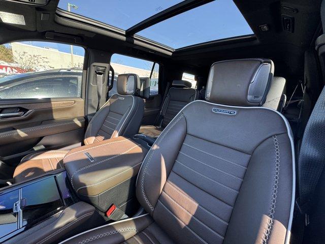 used 2025 GMC Yukon car, priced at $129,988