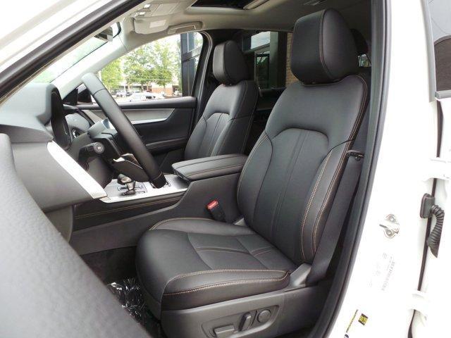 new 2025 Mazda CX-70 car, priced at $48,675