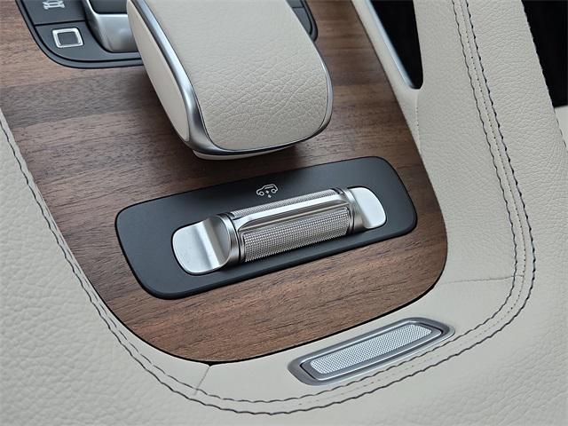 new 2026 Mercedes-Benz GLS 450 car, priced at $92,930