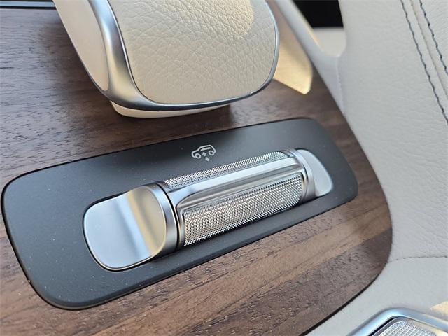 new 2026 Mercedes-Benz GLS 580 car, priced at $120,235